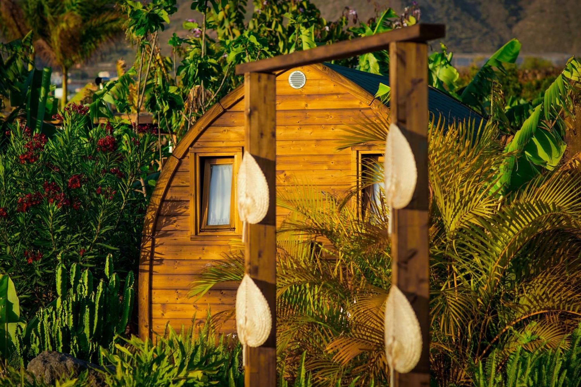 Lykke Suite Spa Sauna Piscina Y Jardin Buzanada Exterior foto